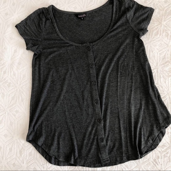 Gray button shirt - Picture 1 of 3